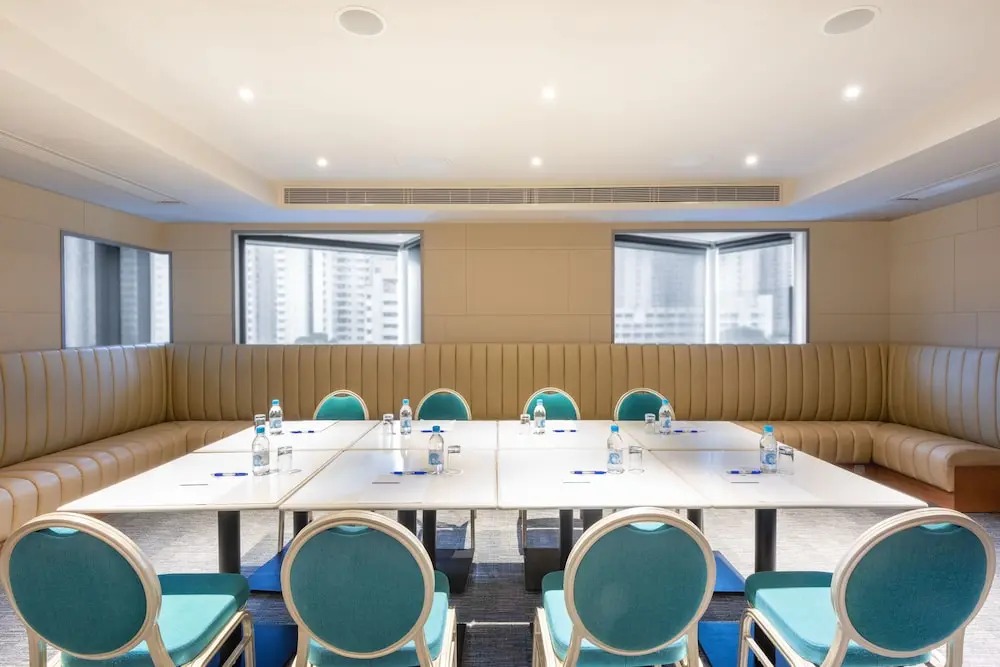 هتل هالیدی اکسپرس